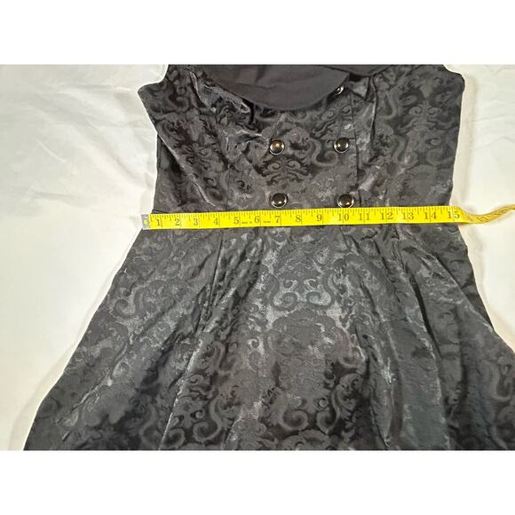 Hearts & Roses Goth Brocade Fit and Flare Dress Womens Size 10 Black NWT - Picture 12 of 12